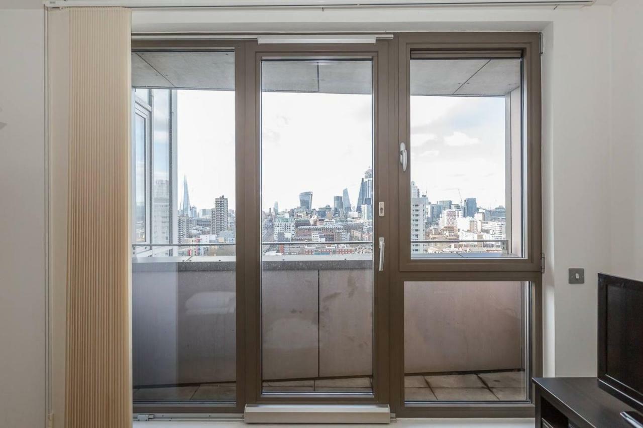 Modern 1 Bedroom Apartment In E1 With Great Views Лондон Экстерьер фото